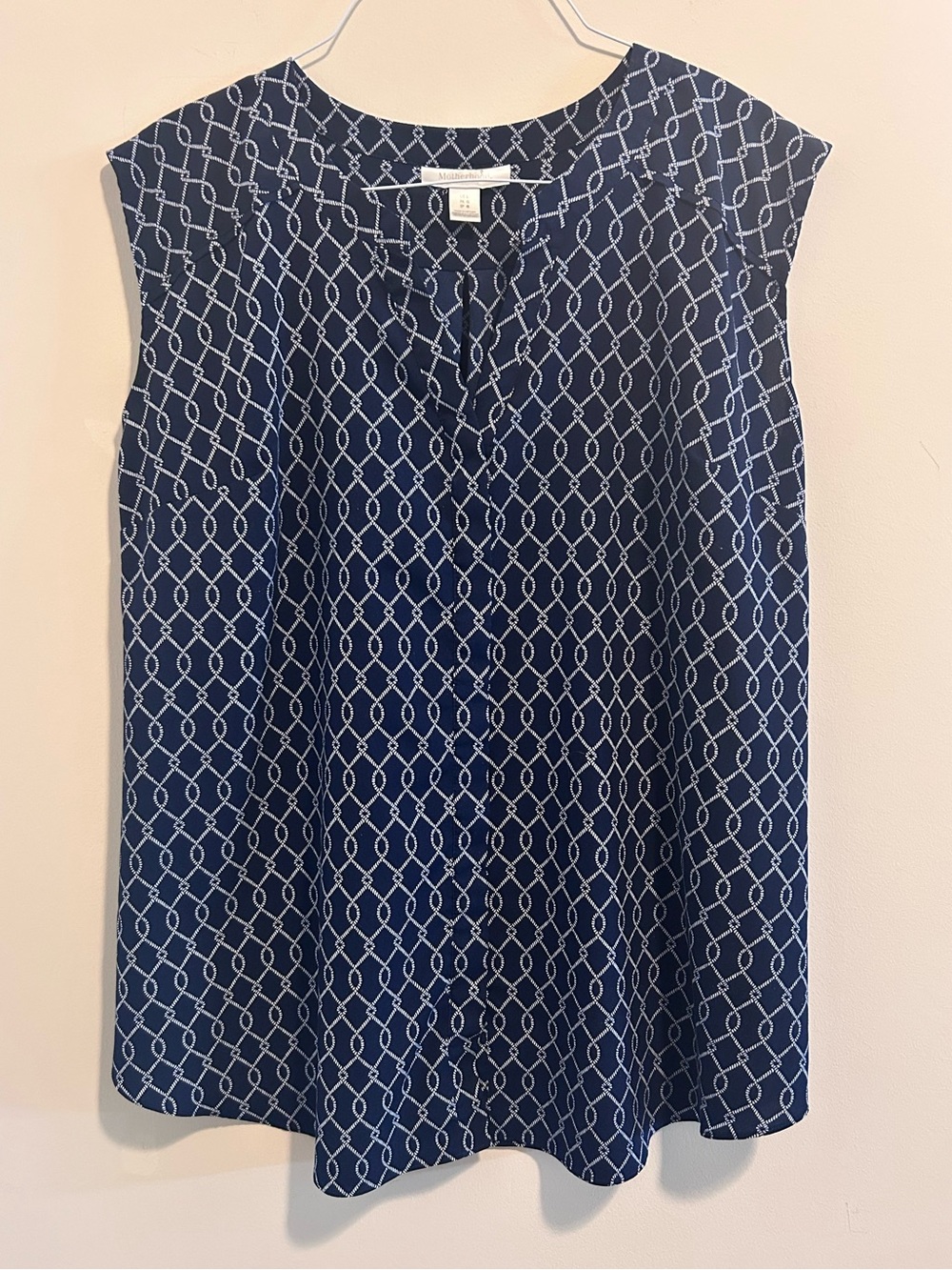 Motherhood Navy and White Chain-Print Sleeveless Camisole